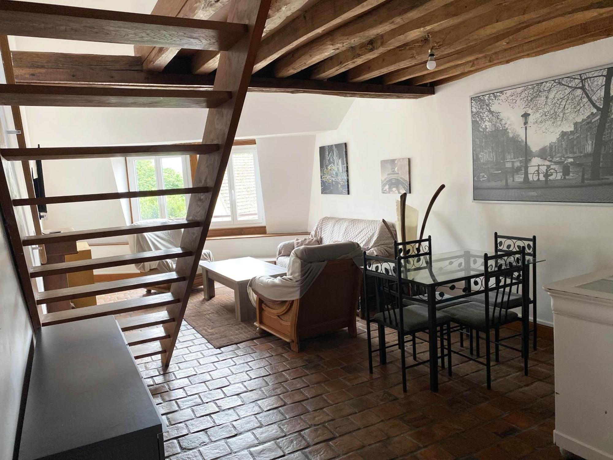 Appartement Tout Confort En Centre-Ville Cosne-sur-Loire Exteriör bild
